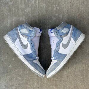 Air Jordan 1 Hyper Royal/Smoke Grey